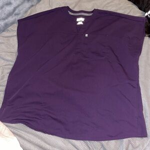Fabletics Women's Purple Scrub top. Very nice, just doesn’t fit anymore.